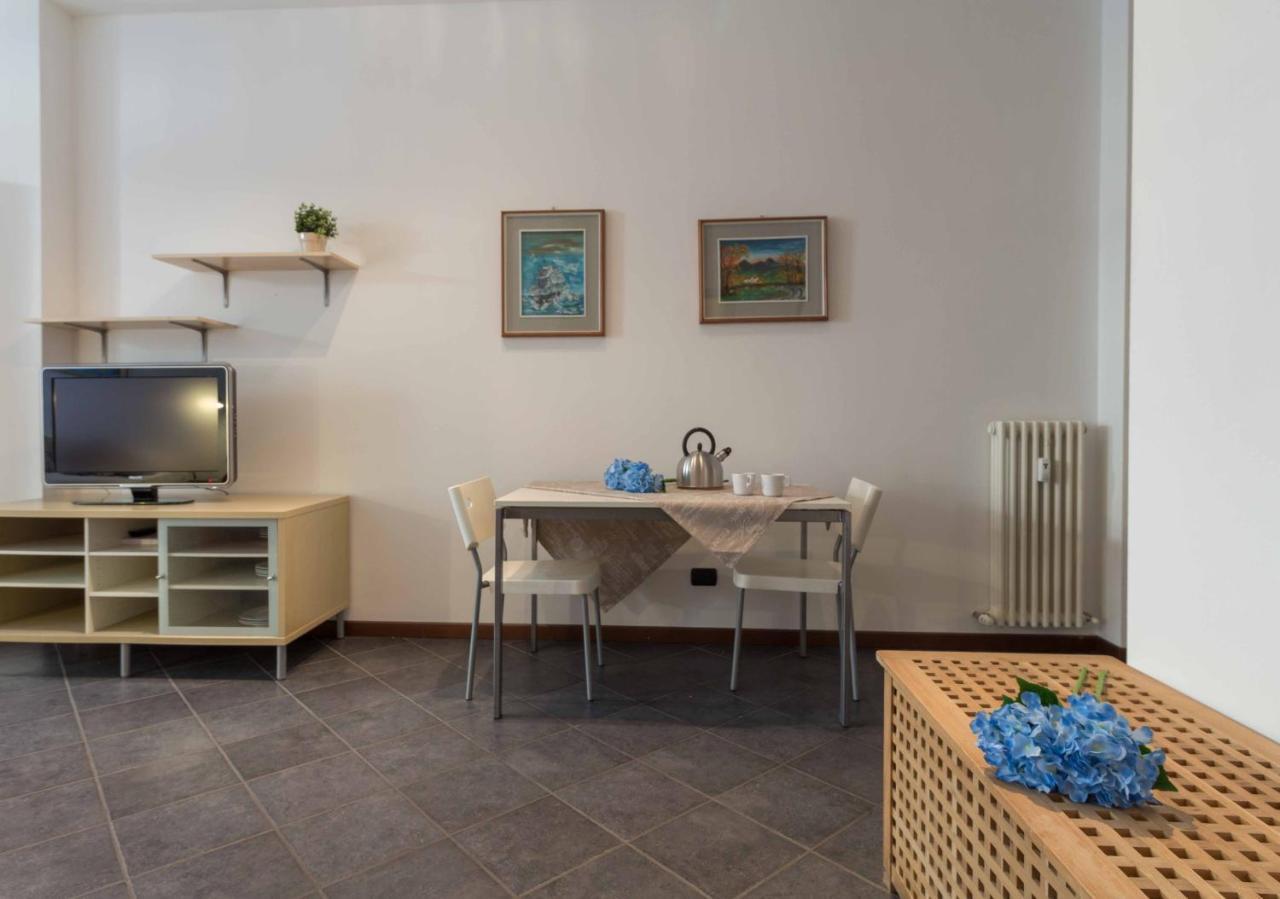 Galleria Roma Apartment - Affitti Brevi Italia Lecco Εξωτερικό φωτογραφία