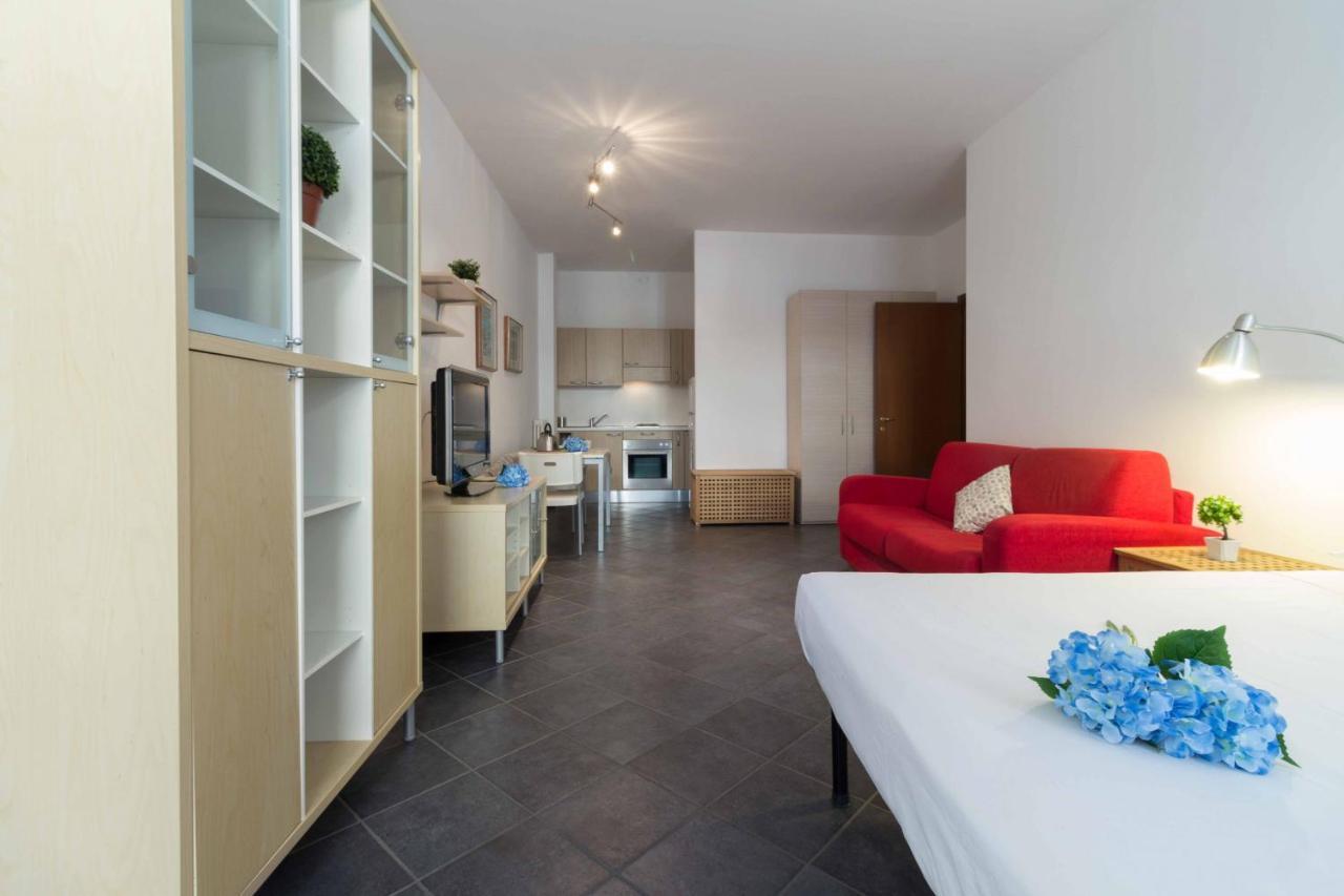 Galleria Roma Apartment - Affitti Brevi Italia Lecco Εξωτερικό φωτογραφία